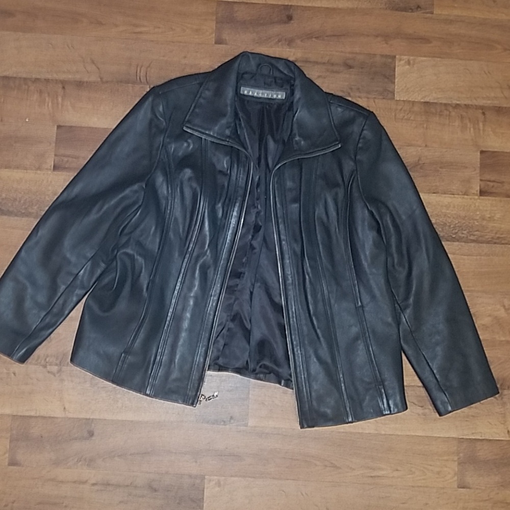 Kenneth Cole 100% Leather Jacket Women's